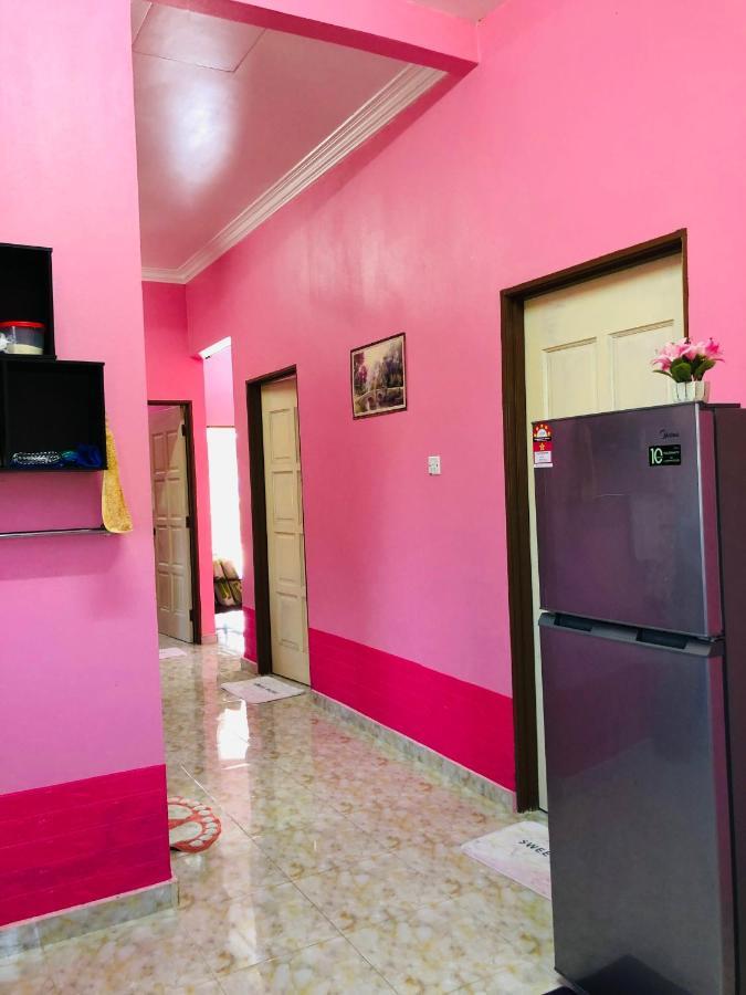 Homestay Tok Abah Dalam Rhu Pasir Puteh Exterior foto