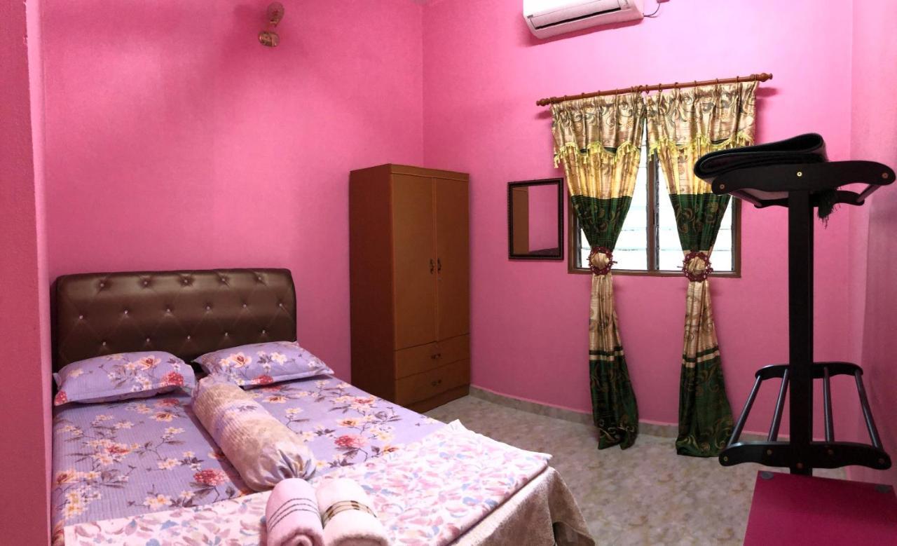 Homestay Tok Abah Dalam Rhu Pasir Puteh Exterior foto