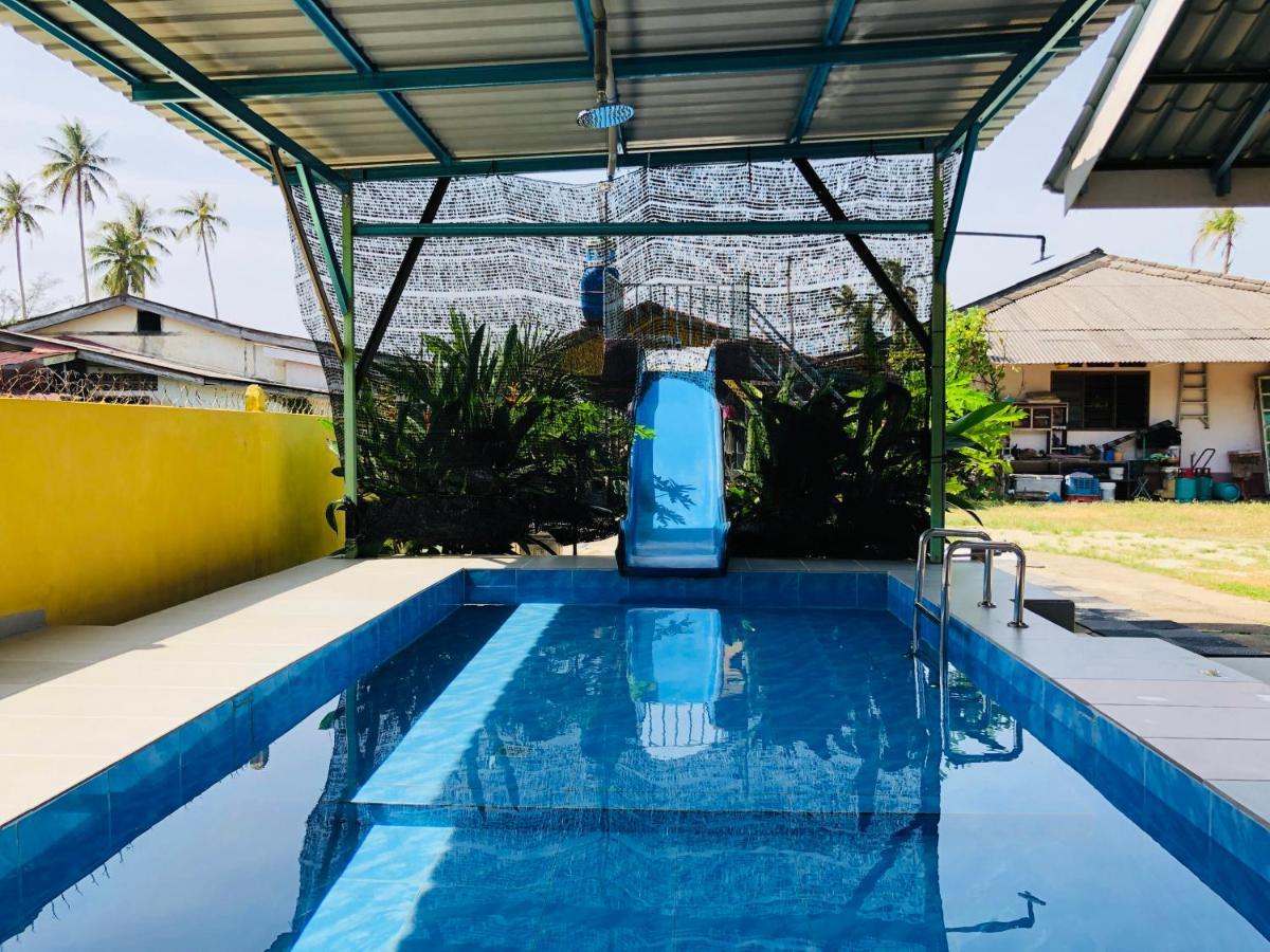 Homestay Tok Abah Dalam Rhu Pasir Puteh Exterior foto